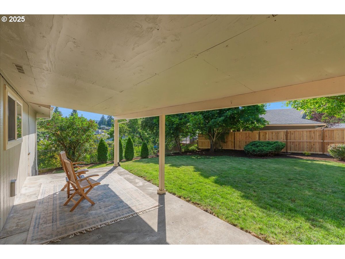 Gladstone, Oregon 97027, United States, 3 Bedrooms Bedrooms, ,2 BathroomsBathrooms,Residential,Pending,146048