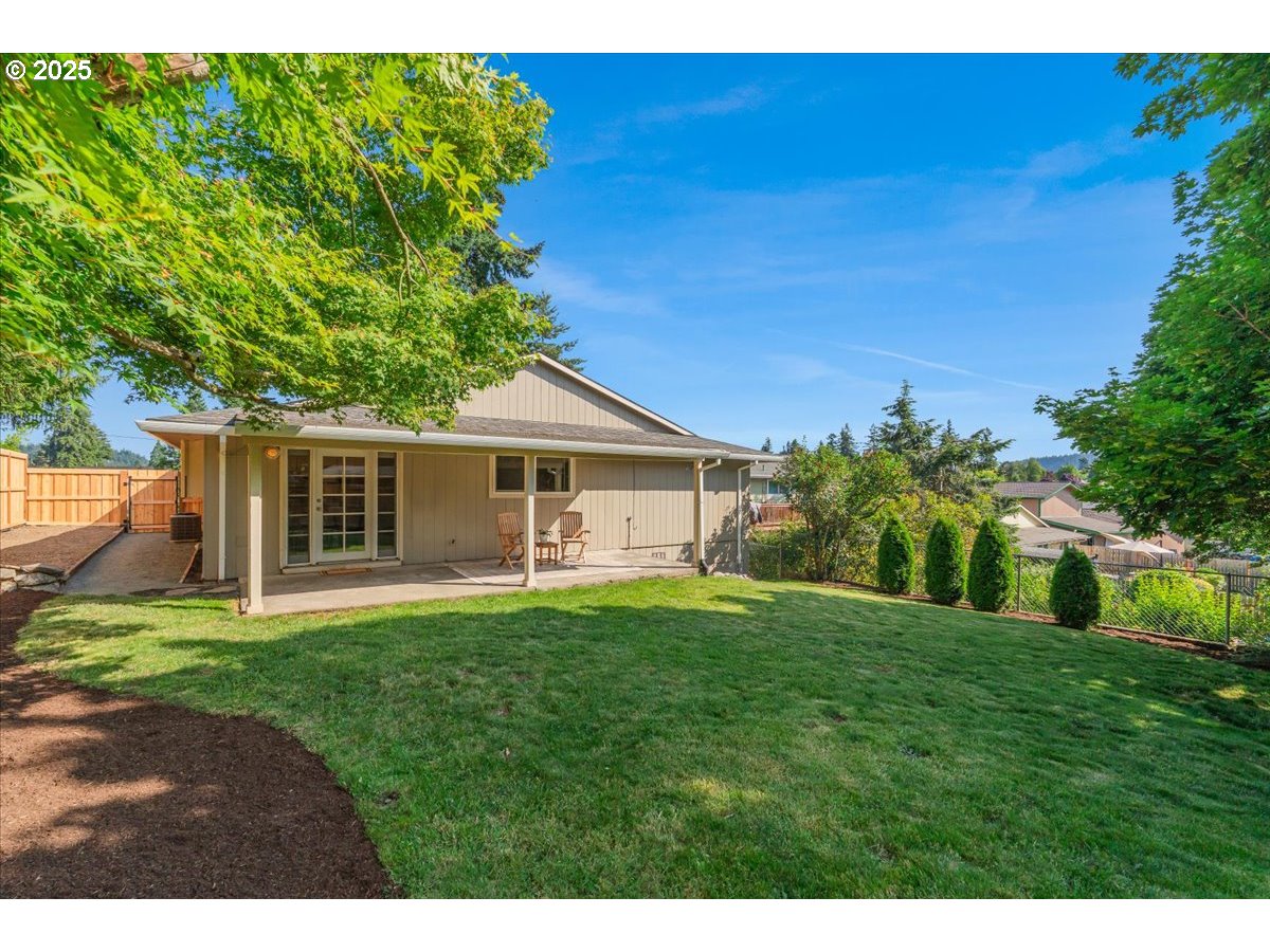 Gladstone, Oregon 97027, United States, 3 Bedrooms Bedrooms, ,2 BathroomsBathrooms,Residential,Pending,146048