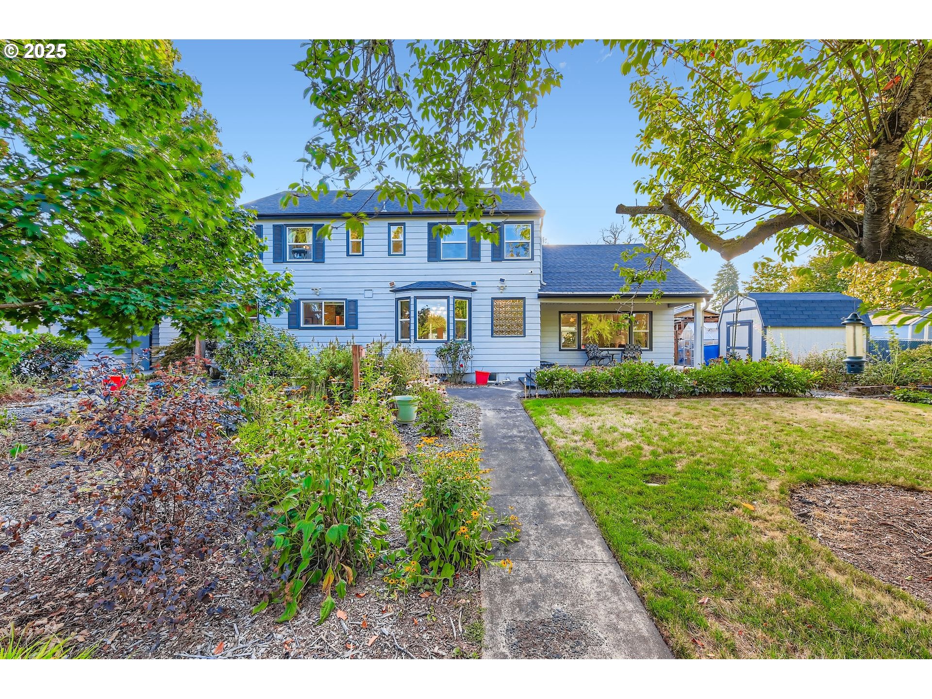 449 S 12TH AVE