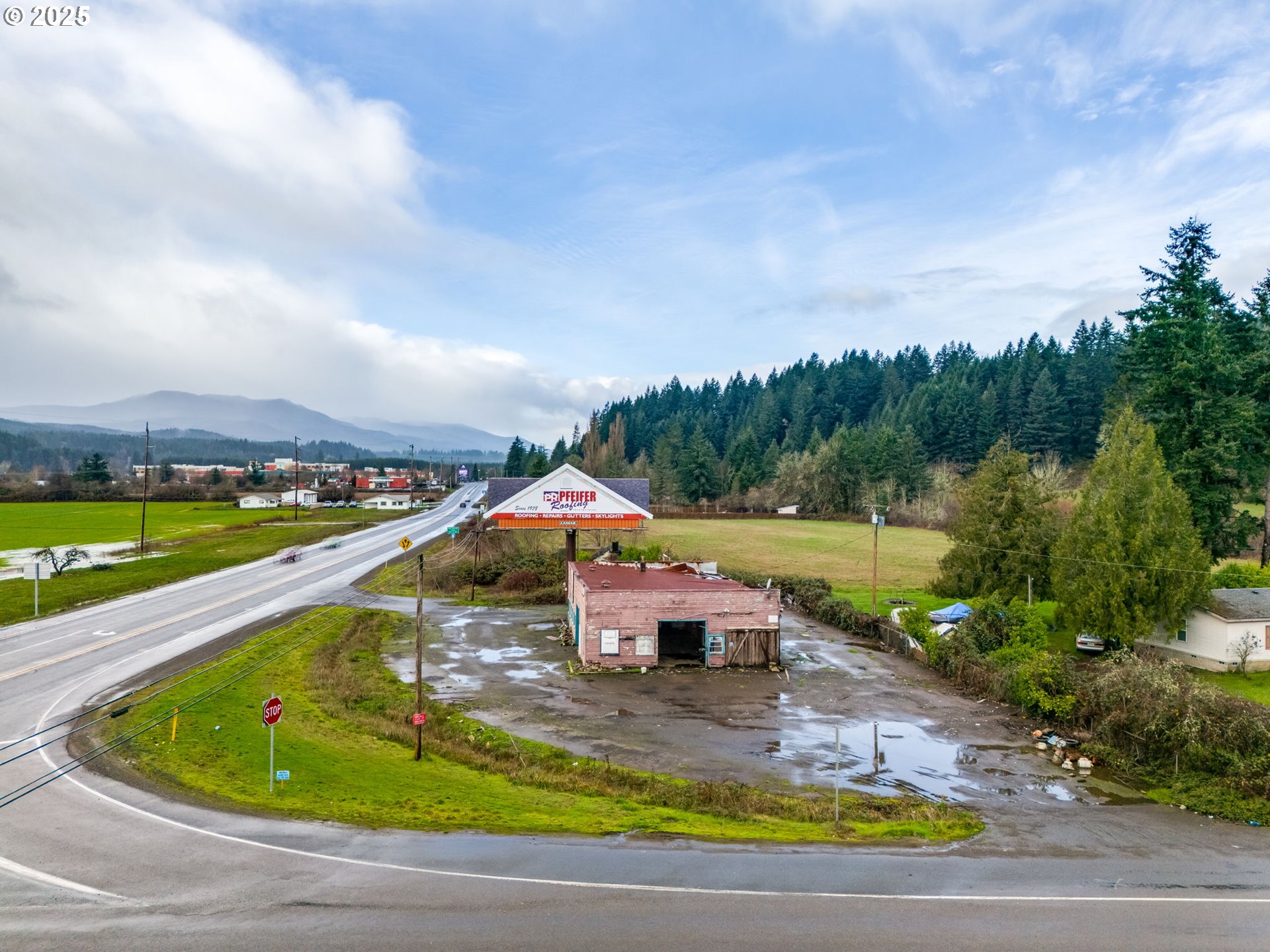 26555 SALMON RIVER HWY