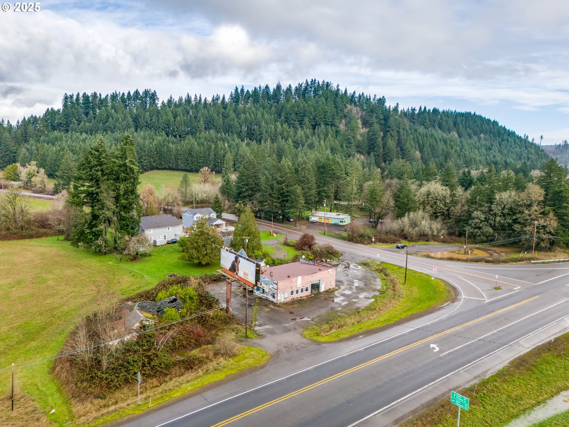 26555 SALMON RIVER HWY
