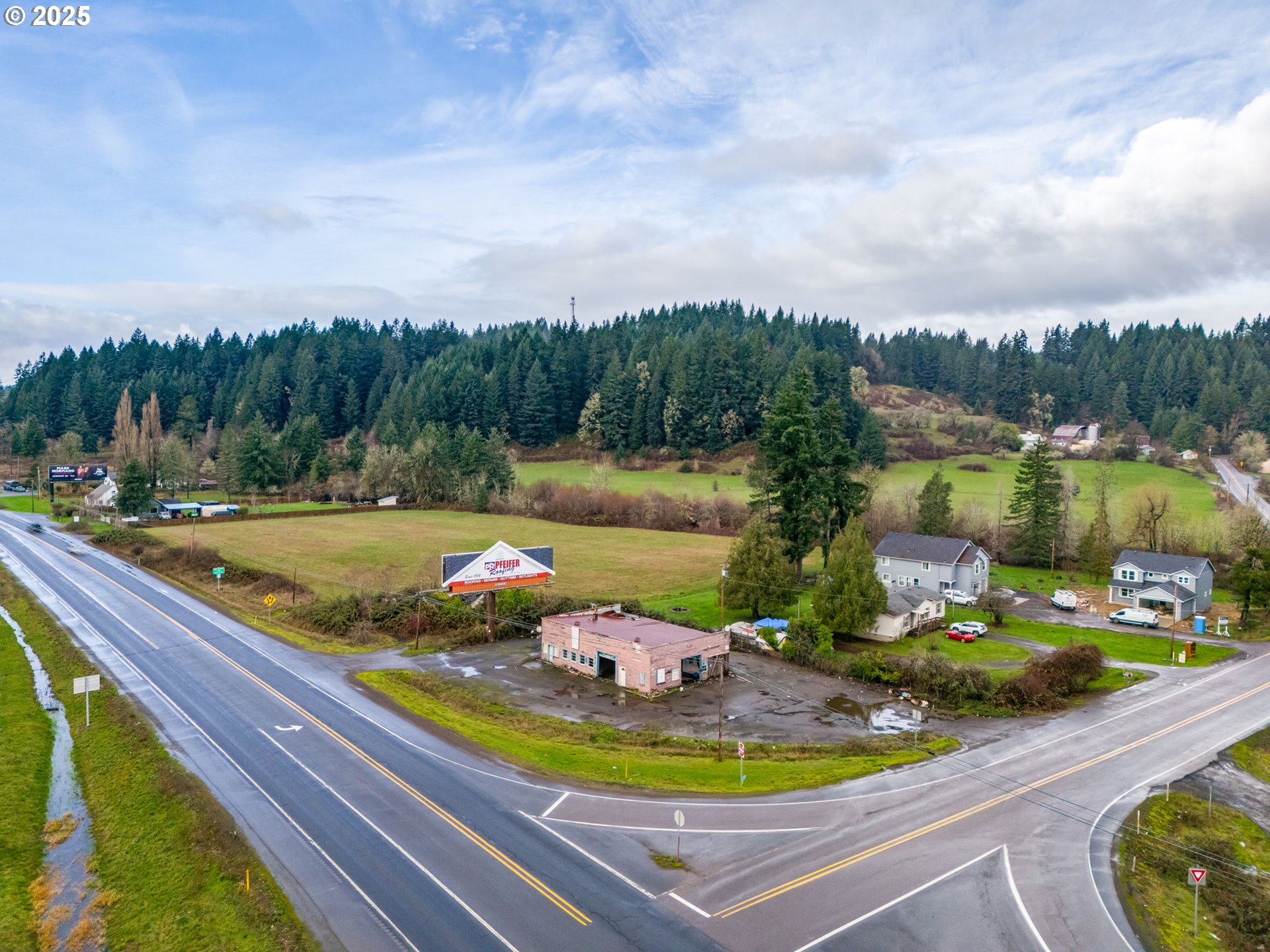 26555 SALMON RIVER HWY