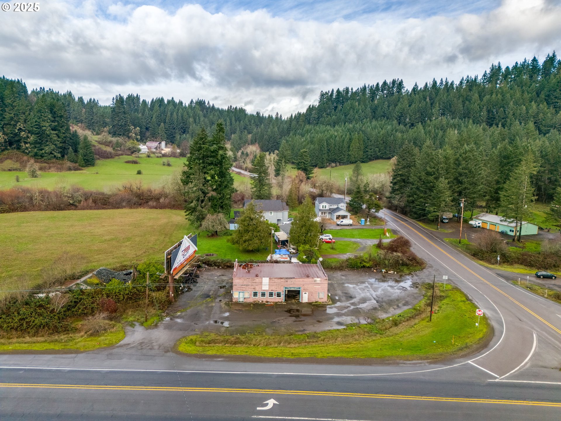 26555 SALMON RIVER HWY