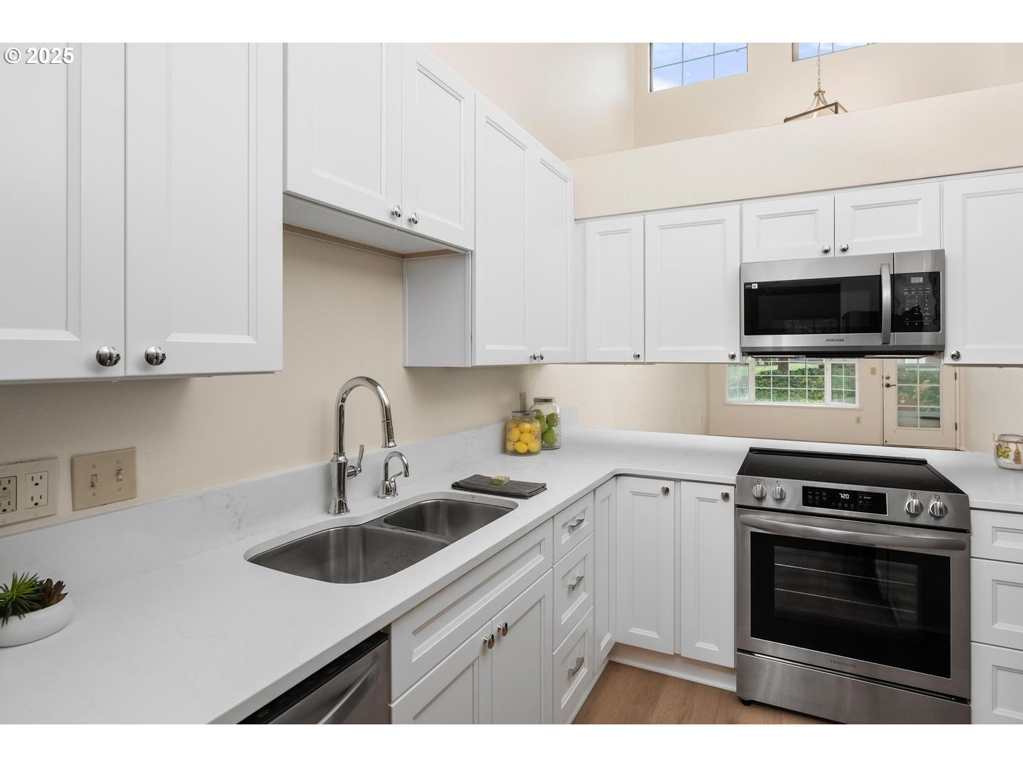 13775 SW SCHOLLS FERRY RD 3