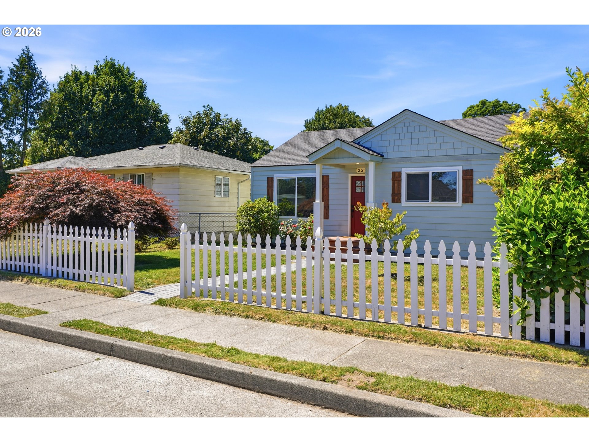 229 19TH AVE