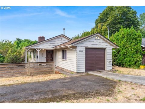 2915 NE FREMONT DR Portland OR 97220