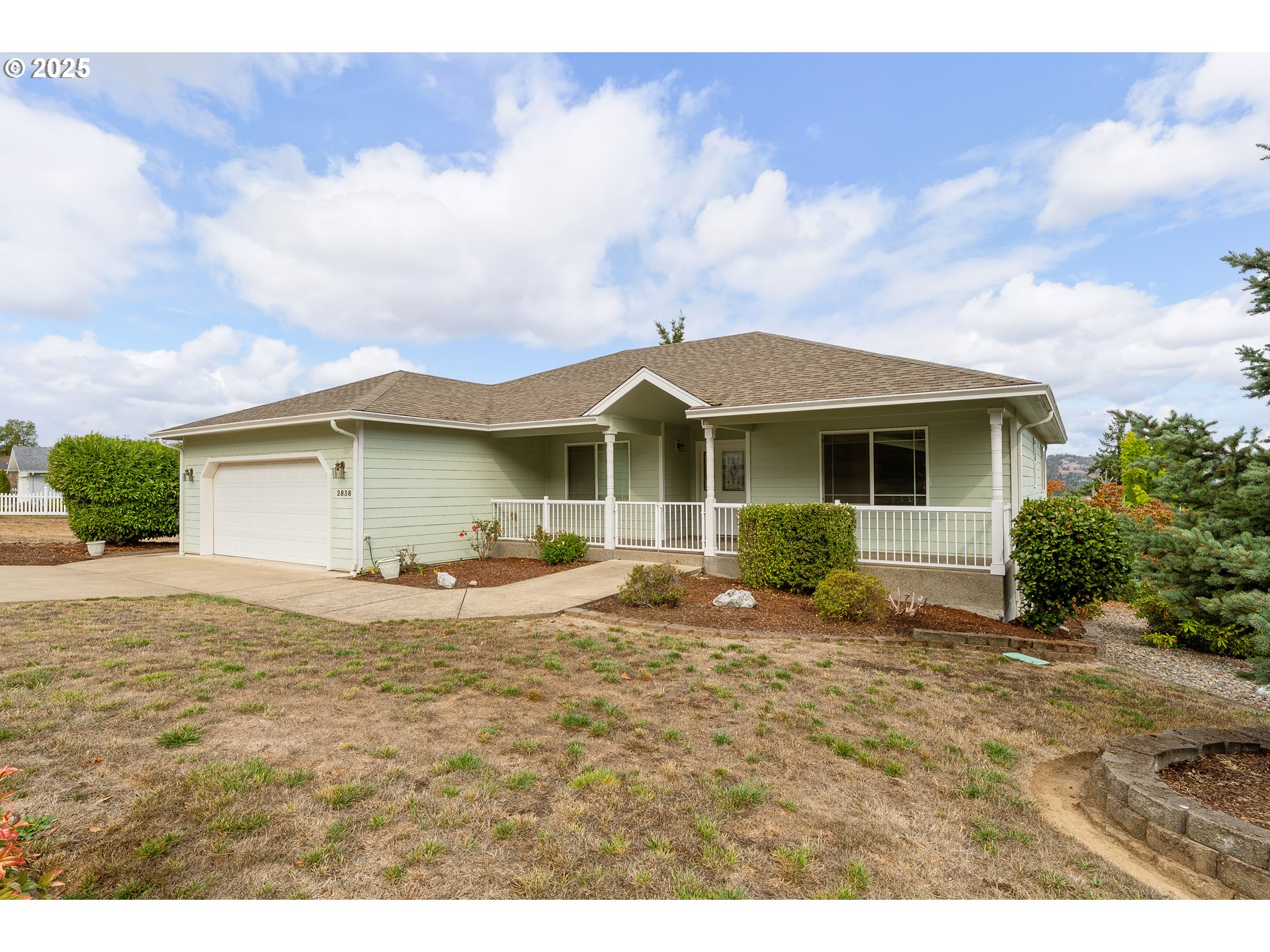 2838 W JUNIPER CT