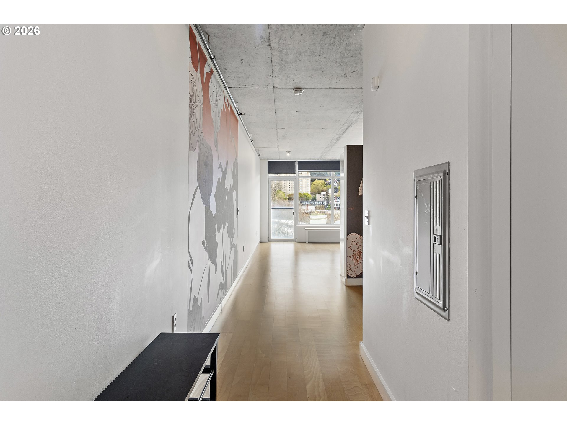 1926 W BURNSIDE ST 812