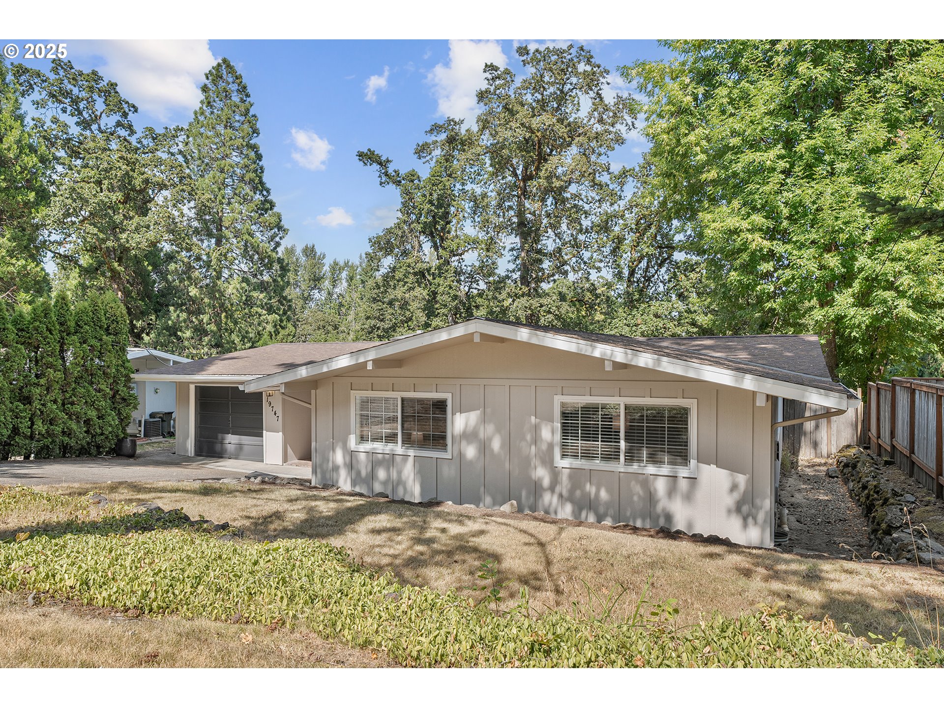 19747 WHITE CLOUD CIR