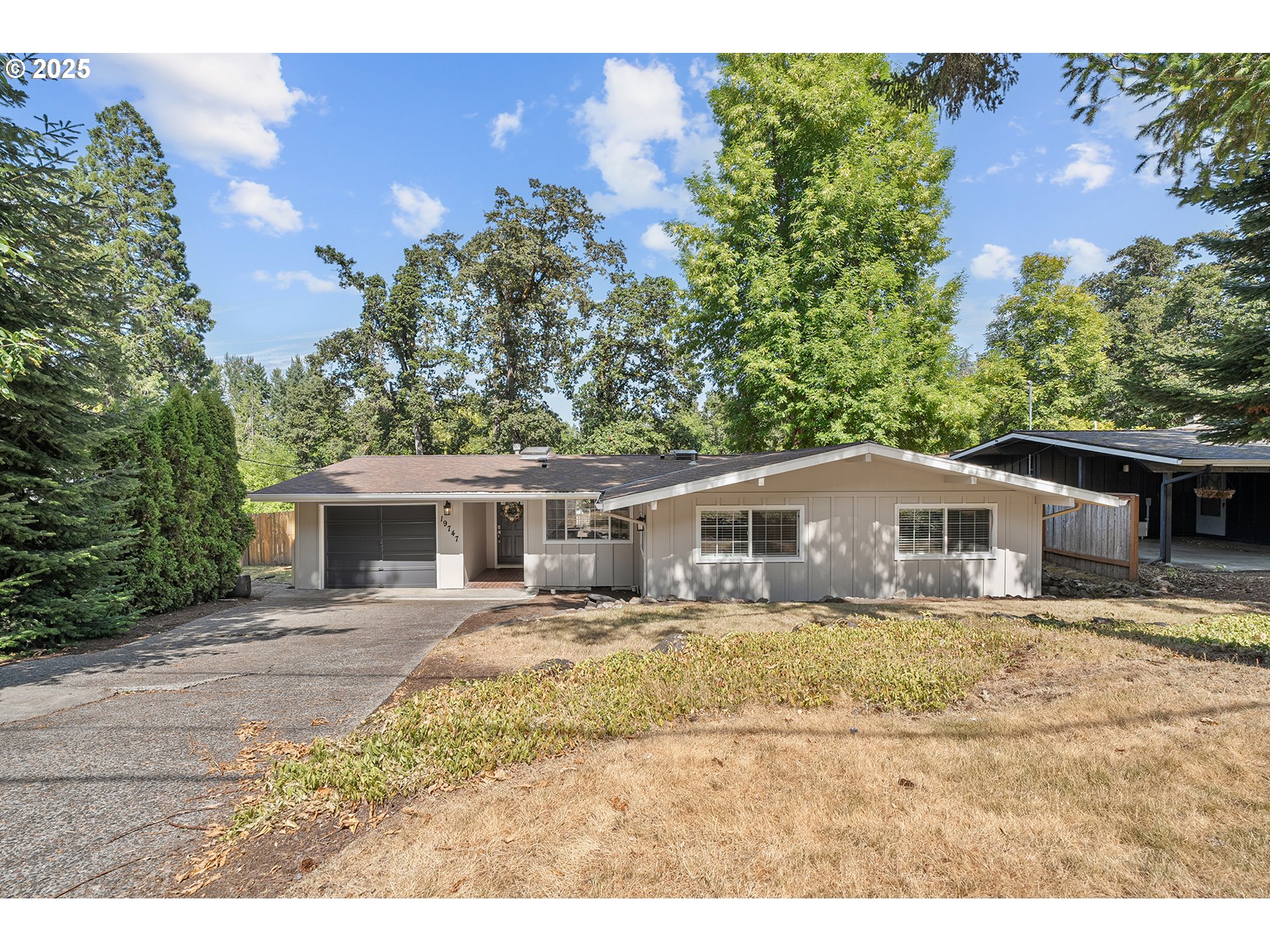 19747 WHITE CLOUD CIR
