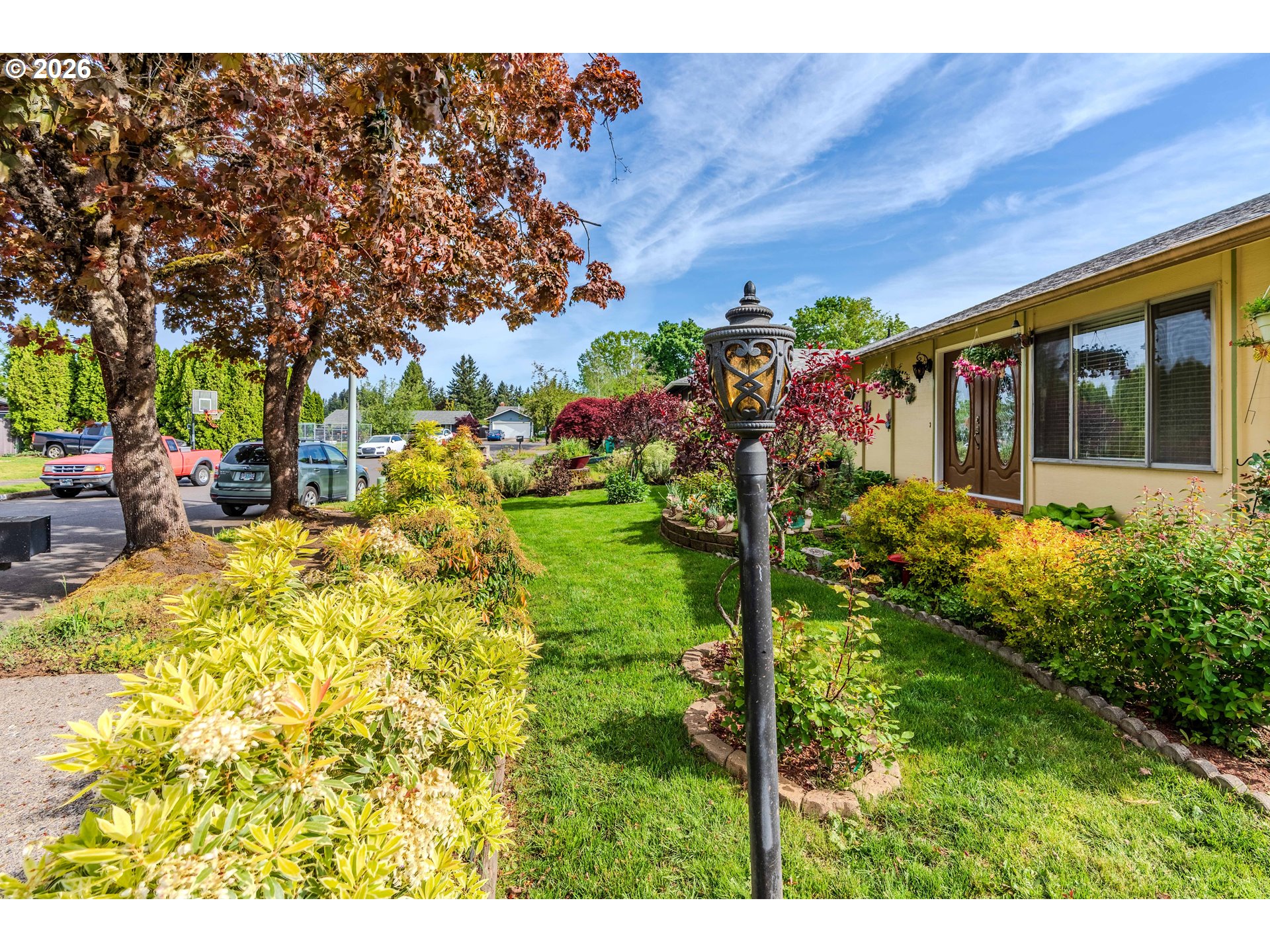 1926 NE VISTA AVE