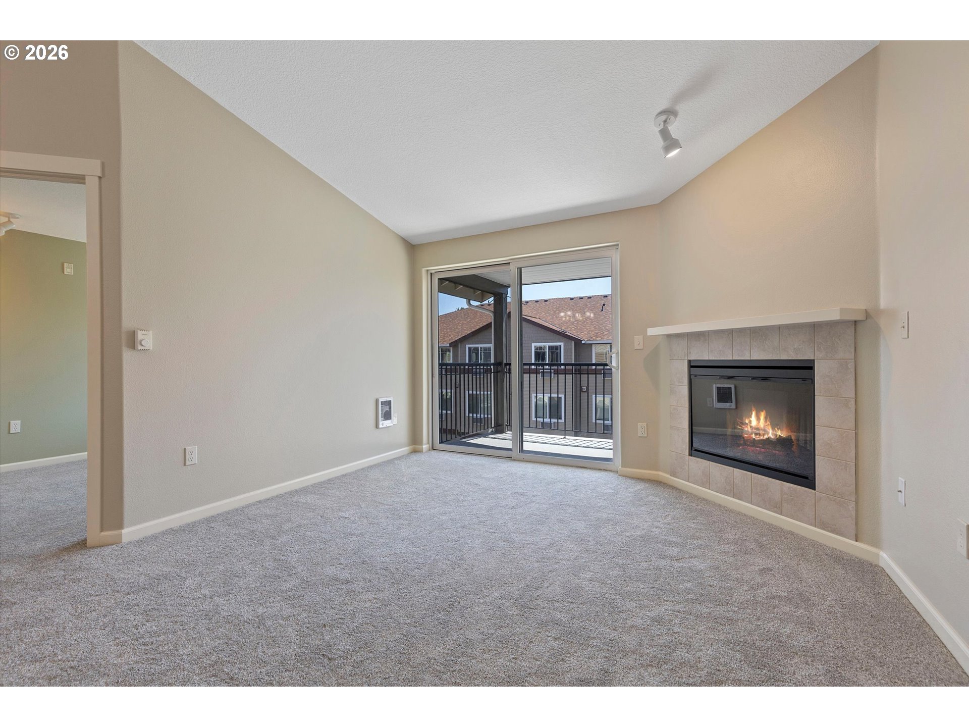 770 NW 185TH AVE 304