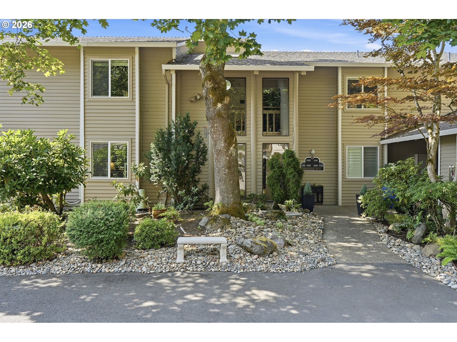 31955 SW CHARBONNEAU DR