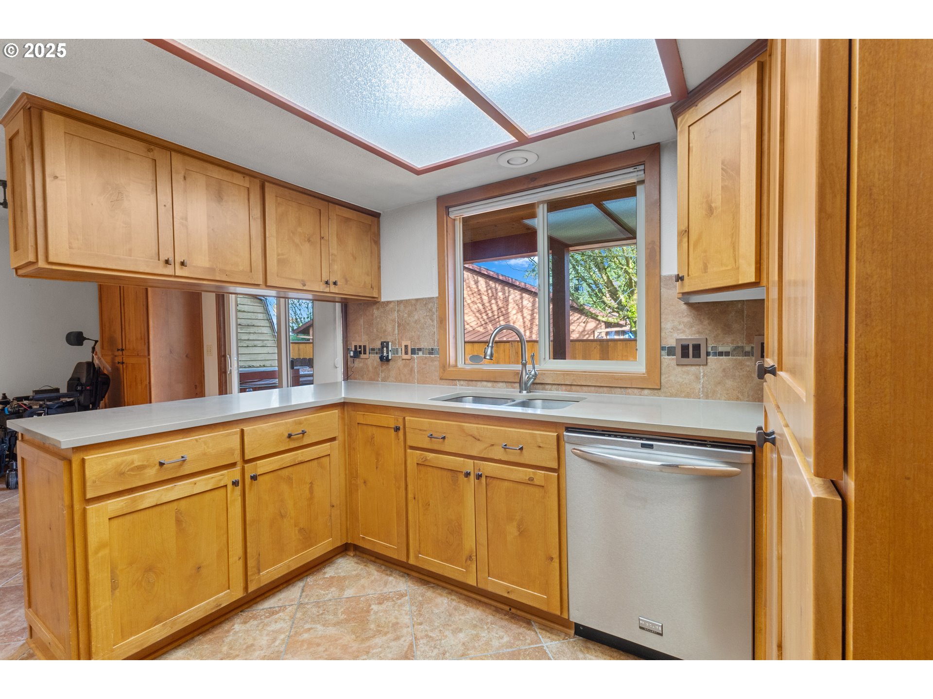 4241 SE NORTHRIDGE DR