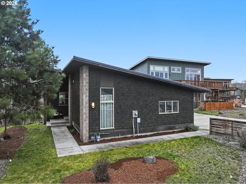 170 BLUE HERON CT The Dalles OR 97058