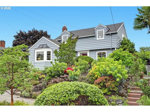 2845 NE DUNCKLEY ST Portland OR 97212