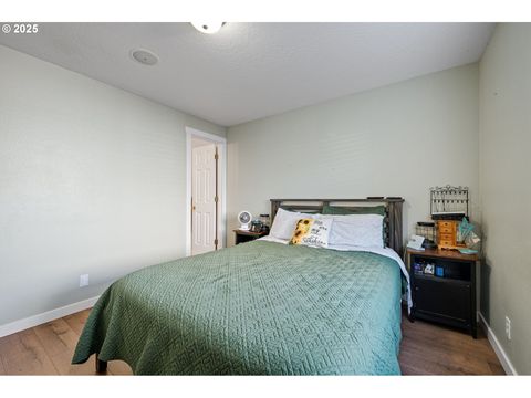 Tiny photo for 692 N 1st St, Creswell, OR 97426 (MLS # 299173165)