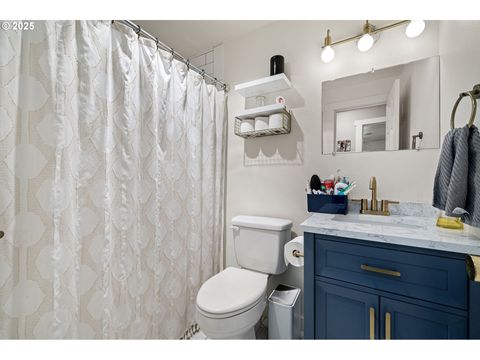 Tiny photo for 692 N 1st St, Creswell, OR 97426 (MLS # 299173165)