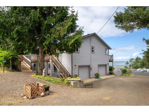 Featured picture for the property 488642789