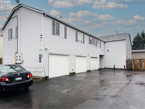 Photo of 8224 SE Washington St, Portland, OR 97216 (MLS # 560443927)