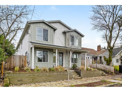 6276 NE 6TH AVE Portland OR 97211