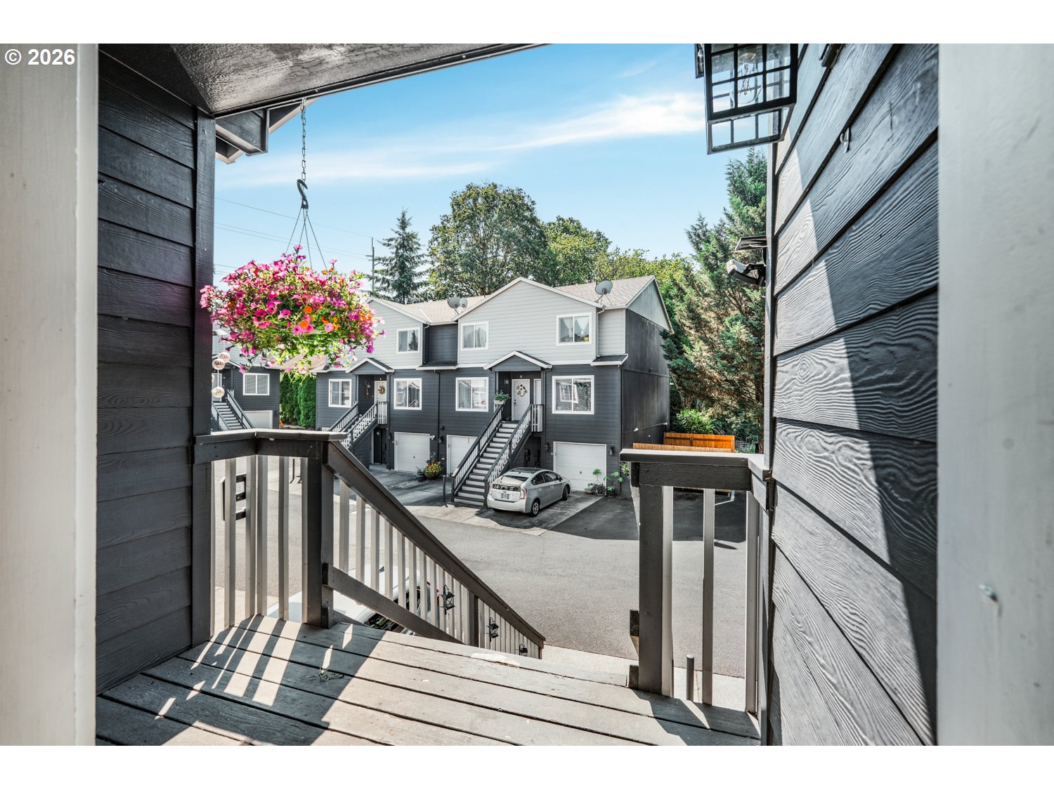 255 N 18TH ST C1