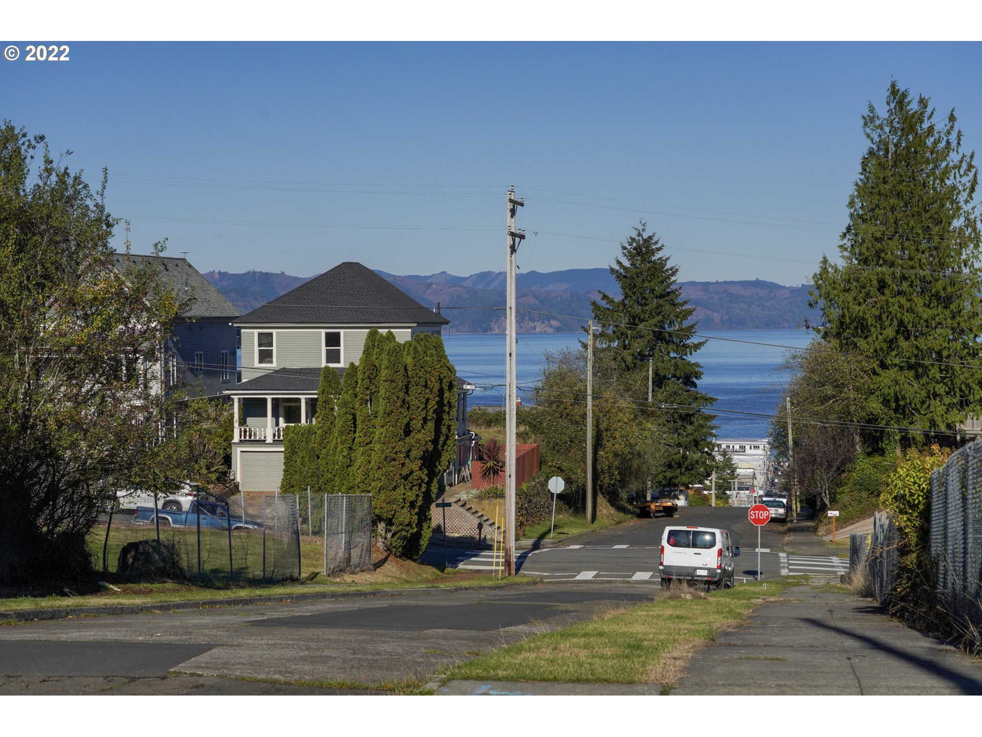 Astoria, Oregon 97103, United States, ,Land,Active,74090