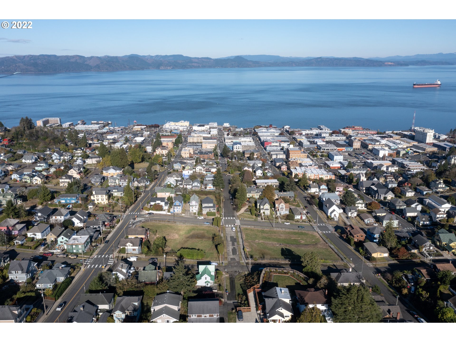 Astoria, Oregon 97103, United States, ,Land,Active,74090