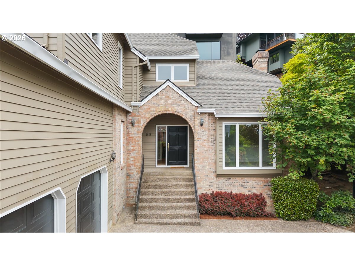 2920 NW SHENANDOAH TER