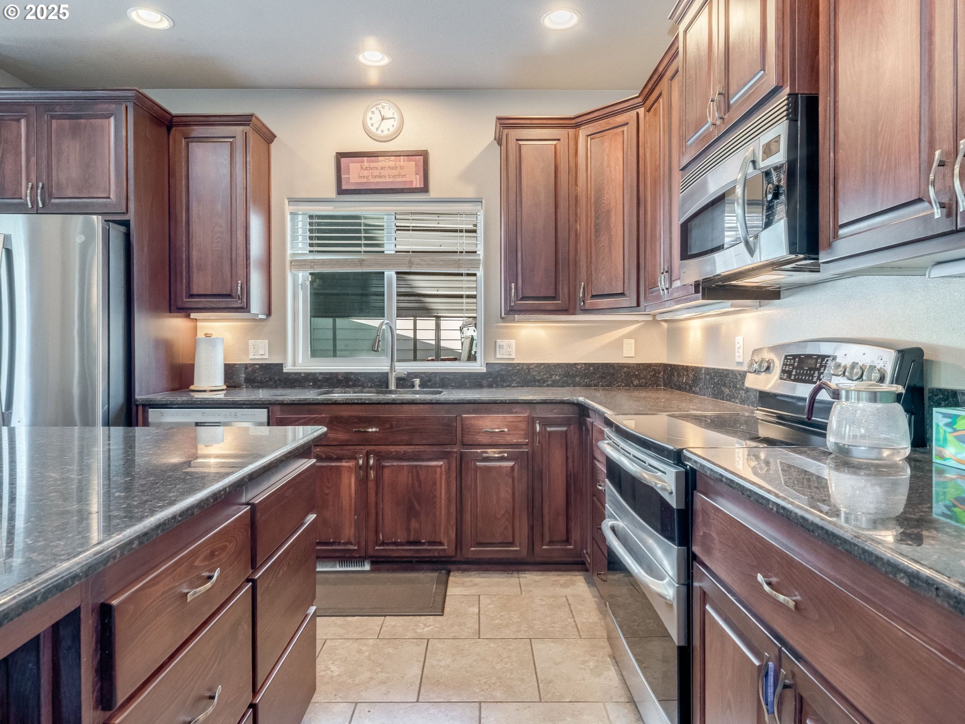 Sherwood, Oregon 97140, United States, 4 Bedrooms Bedrooms, ,3 BathroomsBathrooms,Residential,Active,165434