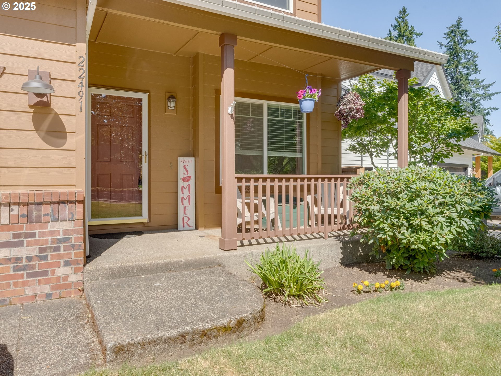 22491 SW DEWEY DR
