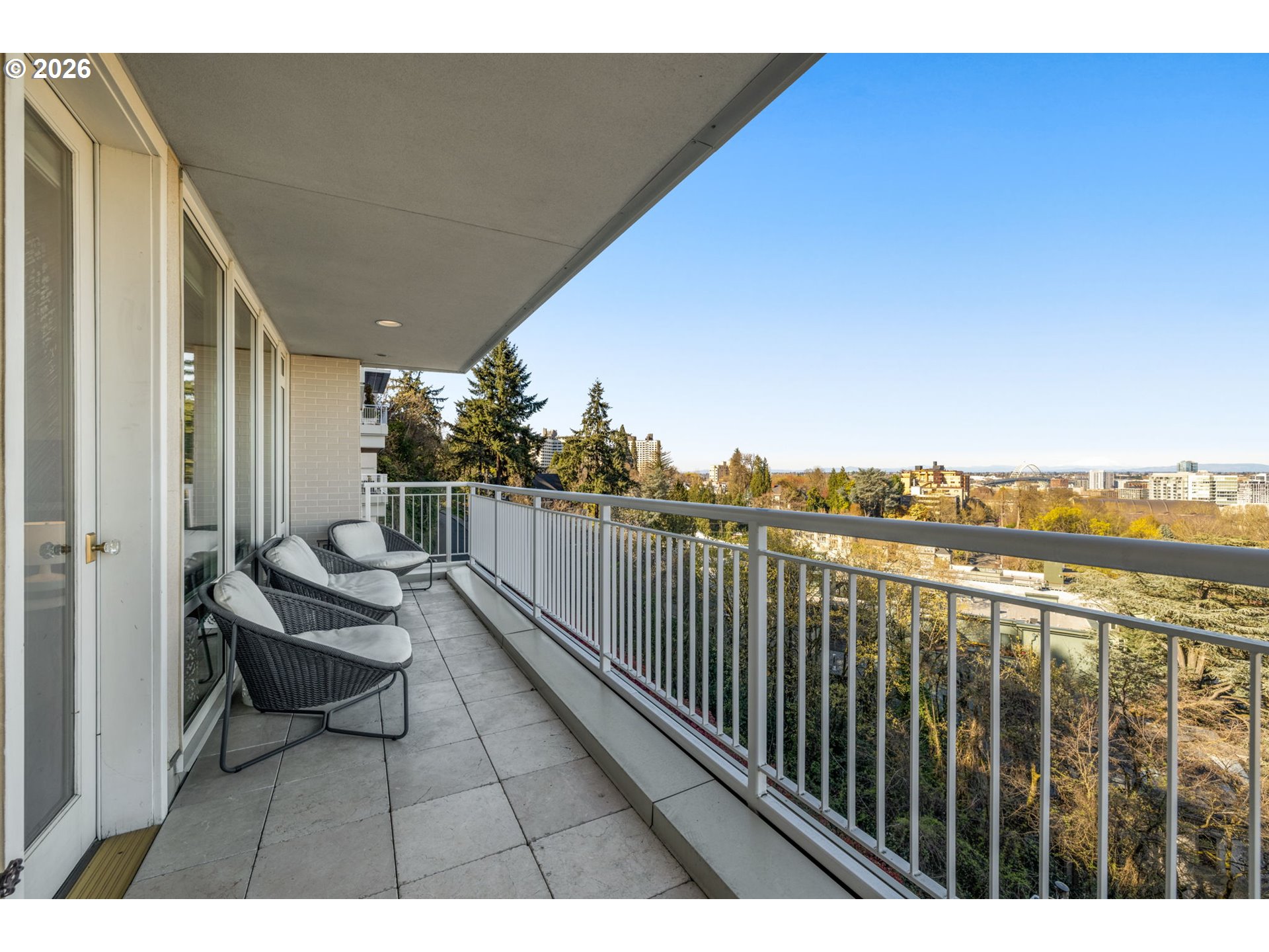 2020 SW MARKET STREET DR 303