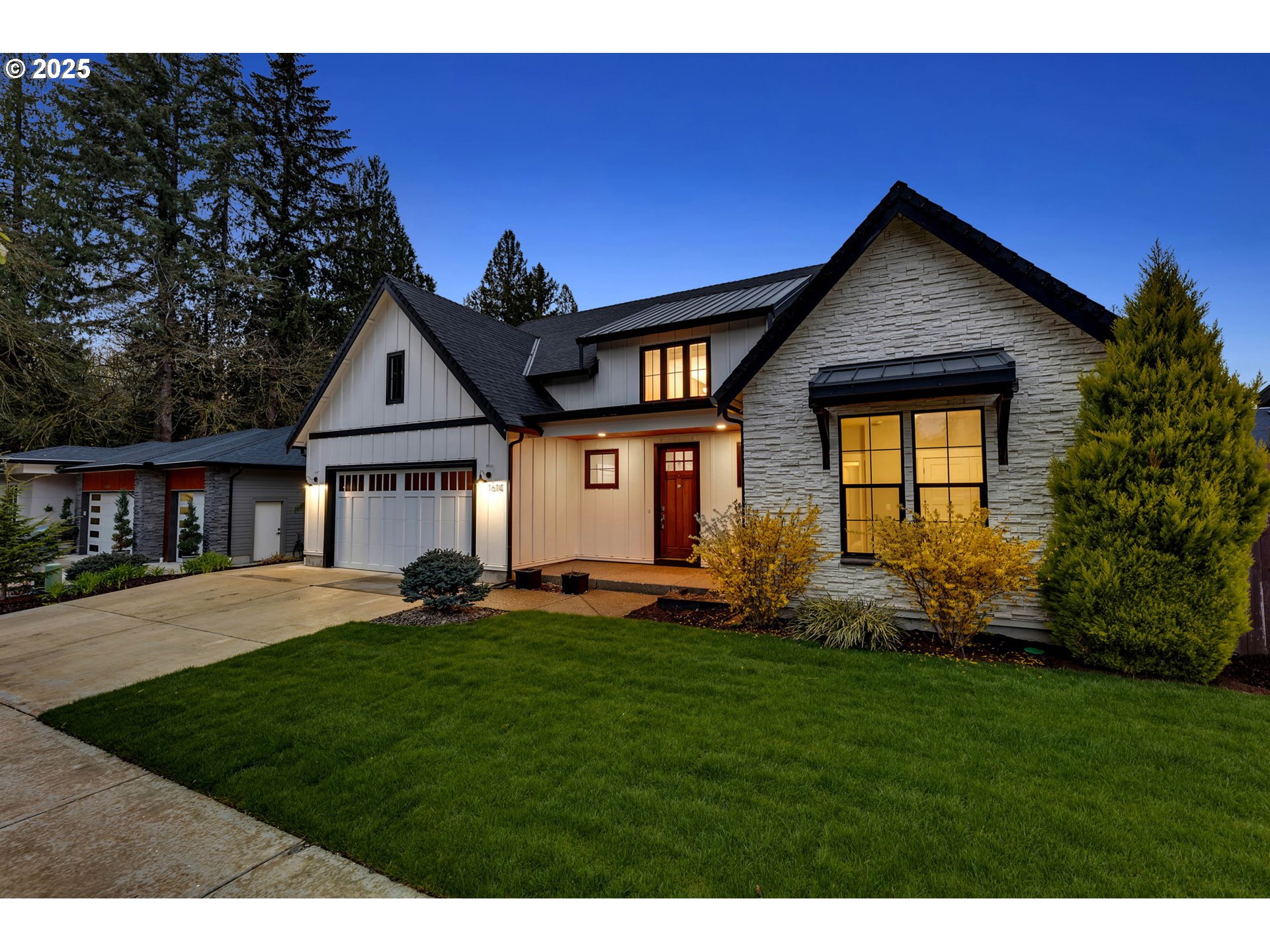 1610 SE 44TH CIR