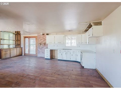 Tiny photo for 33425 Tate Rd, Creswell, OR 97426 (MLS # 281366668)