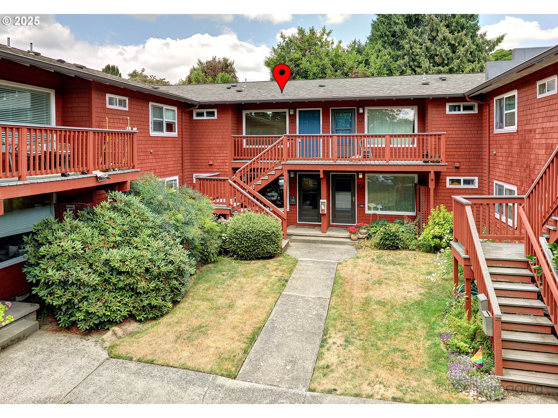 2937 SE WAVERLEIGH BLVD 6