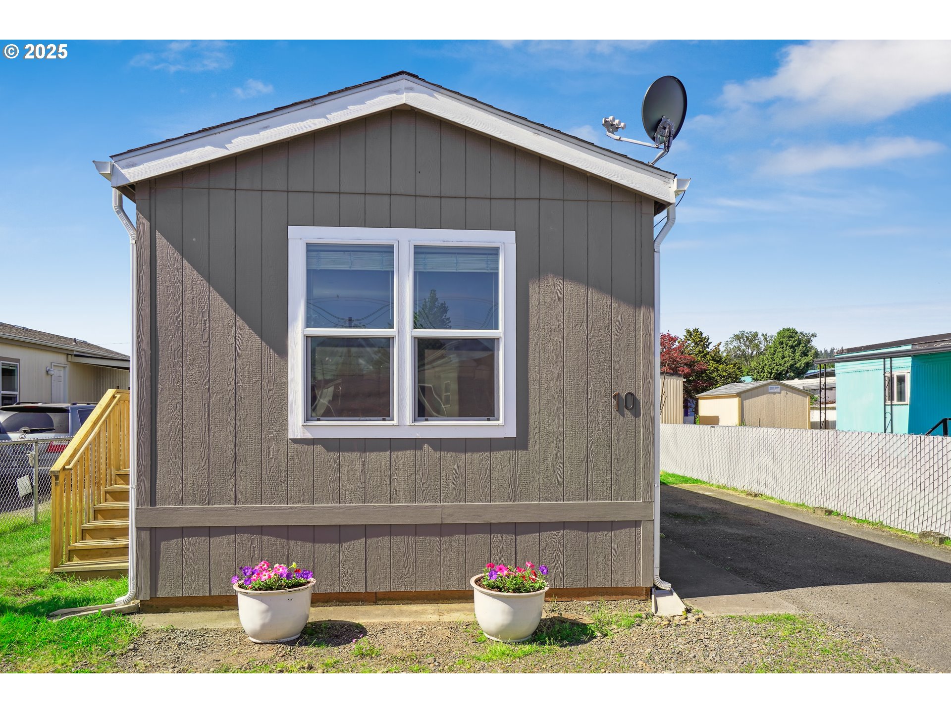 19605 RIVER RD 10