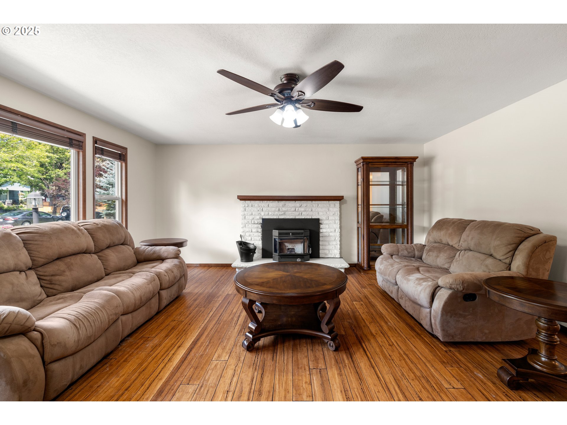 102 E 5TH ST