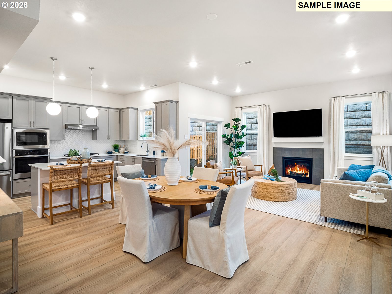 18055 SW Howlock AVE