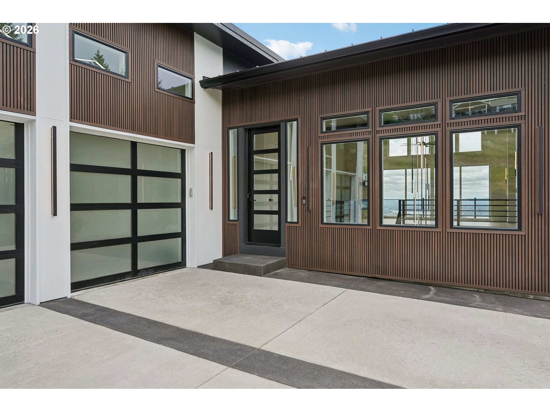 340 ANDERSON DR