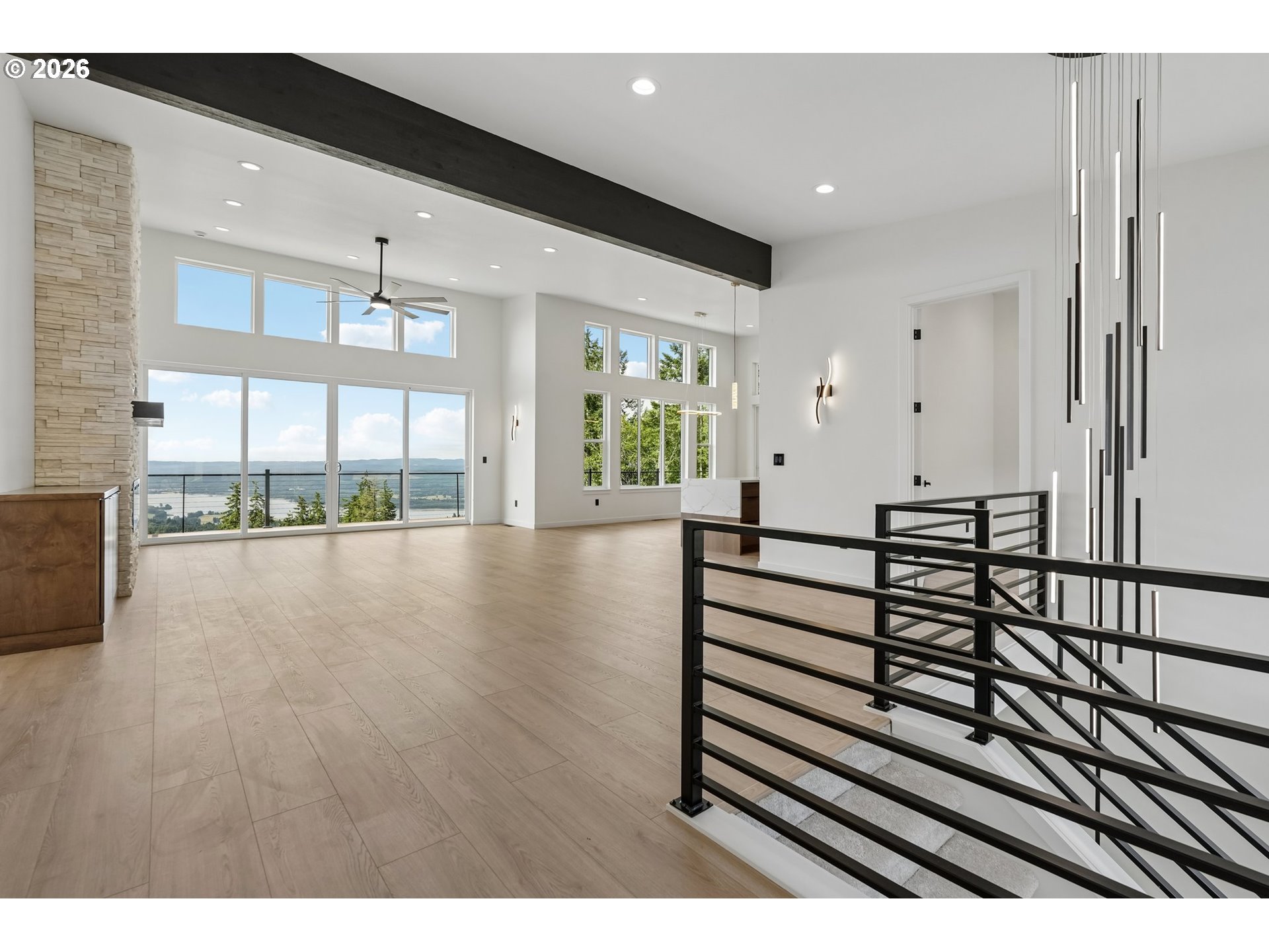 340 ANDERSON DR