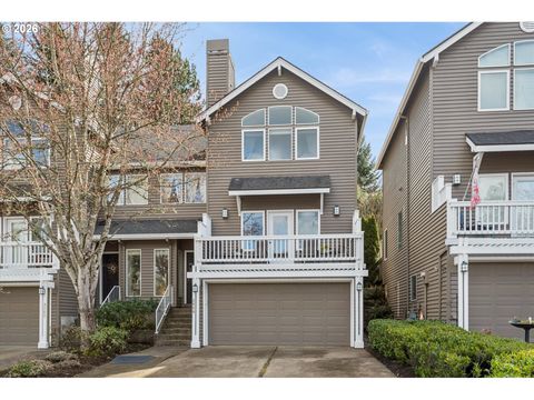 3060 CLUB HOUSE CT West Linn OR 97068