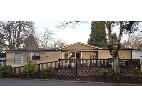 1475 GREEN ACRES RD 83 Eugene OR 97408