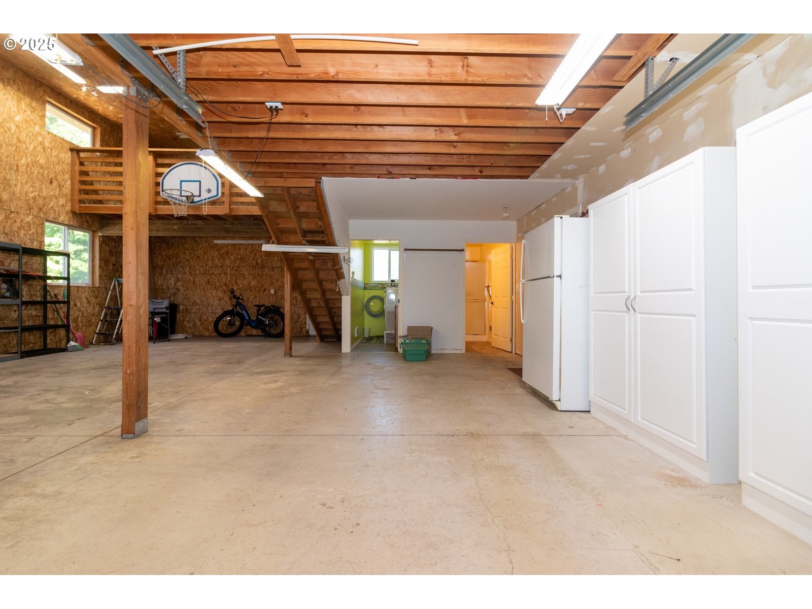 Florence, Oregon 97439, United States, 3 Bedrooms Bedrooms, ,2 BathroomsBathrooms,Residential,Active,189928