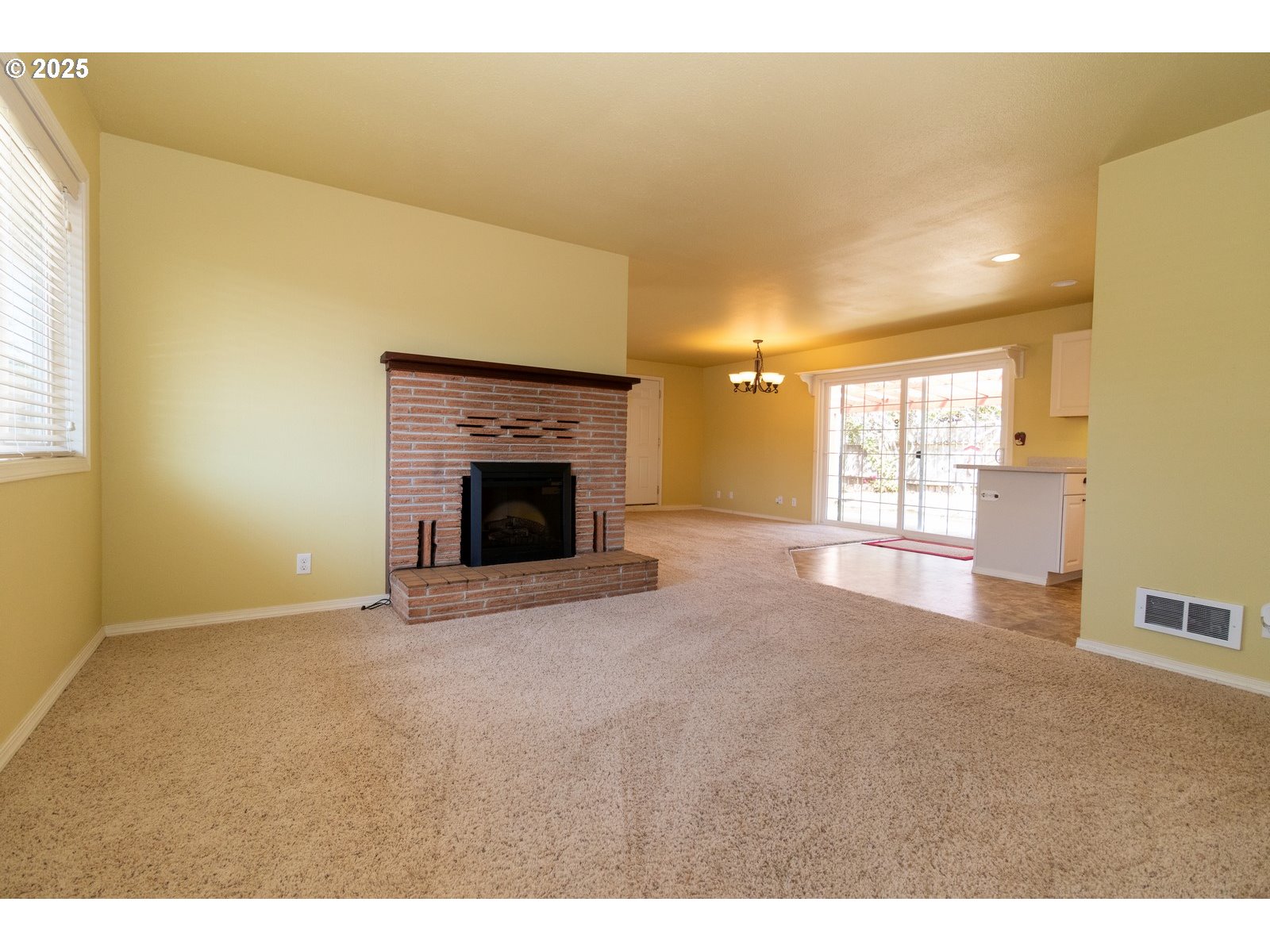 Florence, Oregon 97439, United States, 3 Bedrooms Bedrooms, ,2 BathroomsBathrooms,Residential,Active,189928