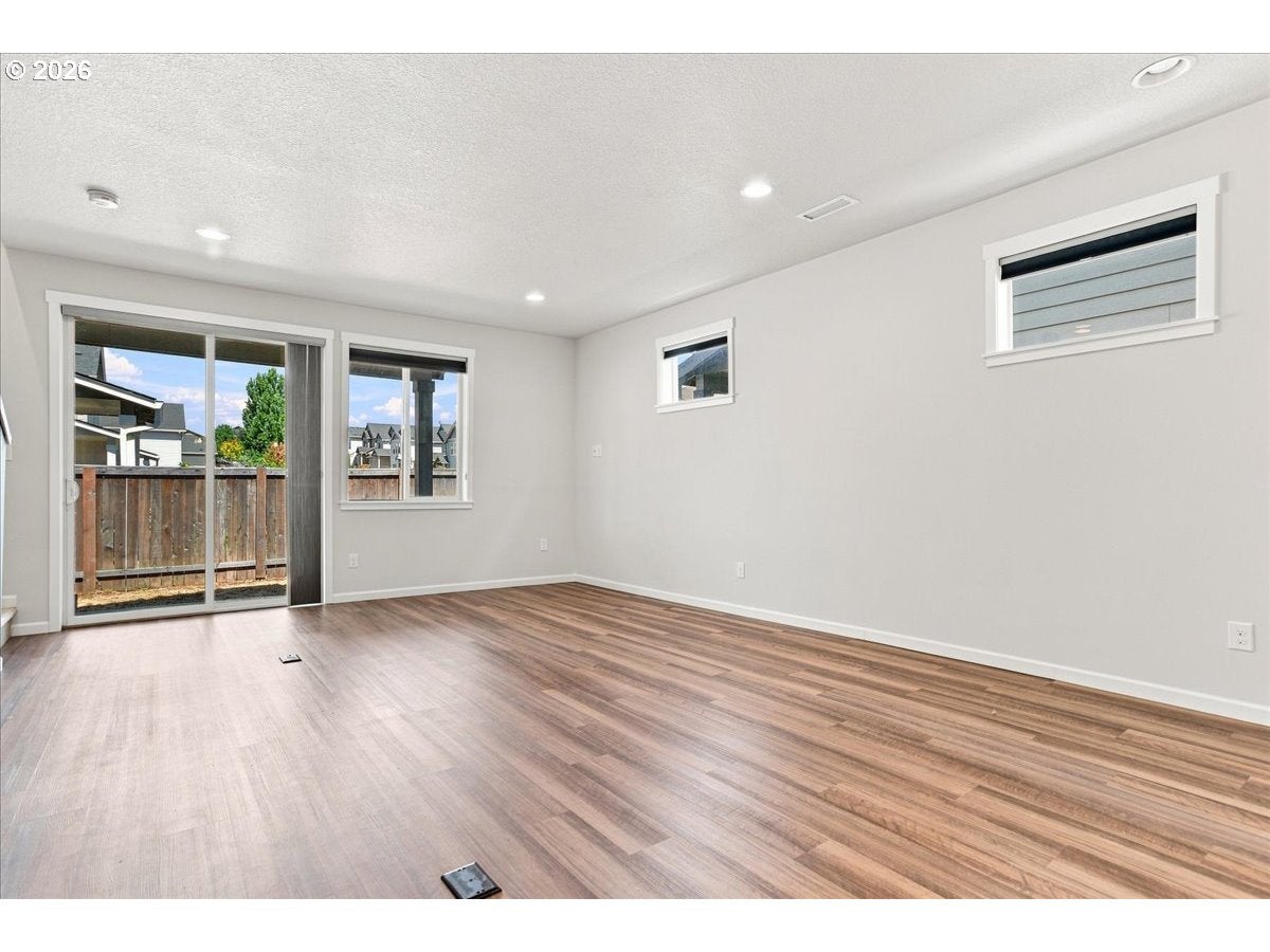 5722 NE 59TH CIR