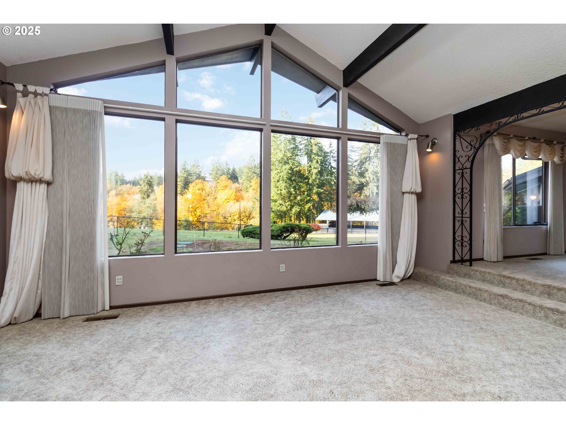 720 ABERNATHY CREEK RD