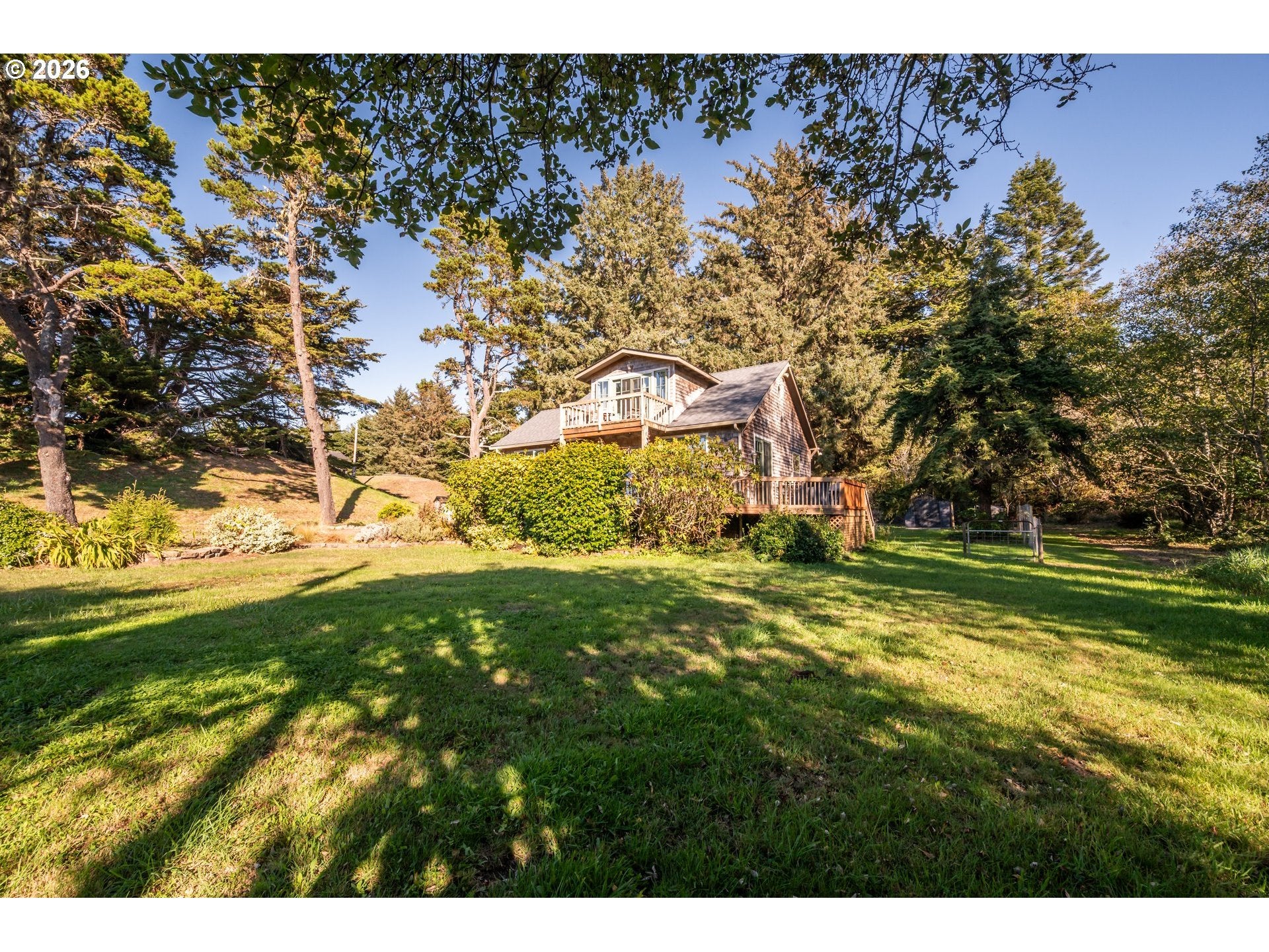 1218 RIVERSIDE DR