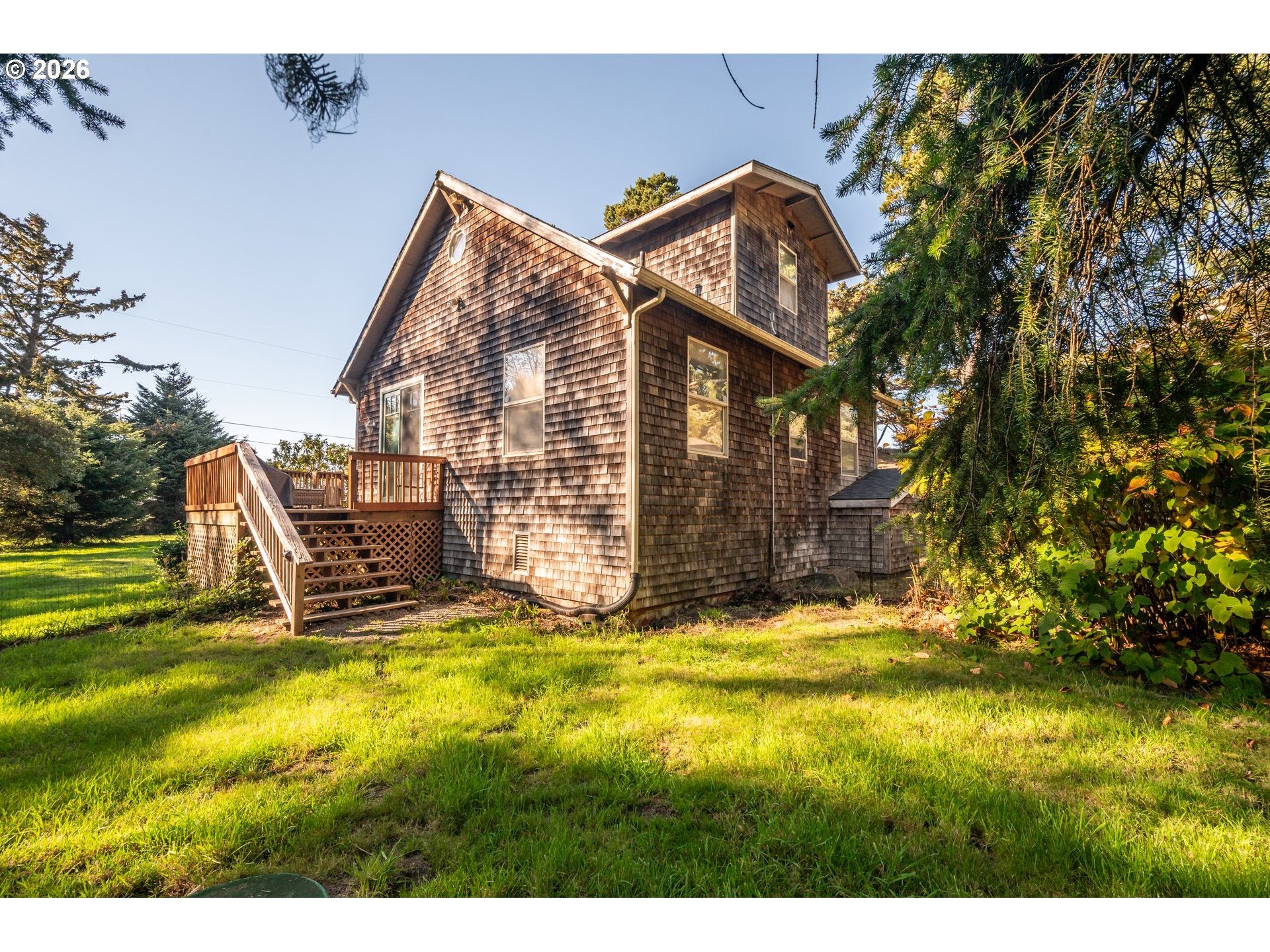 1218 RIVERSIDE DR