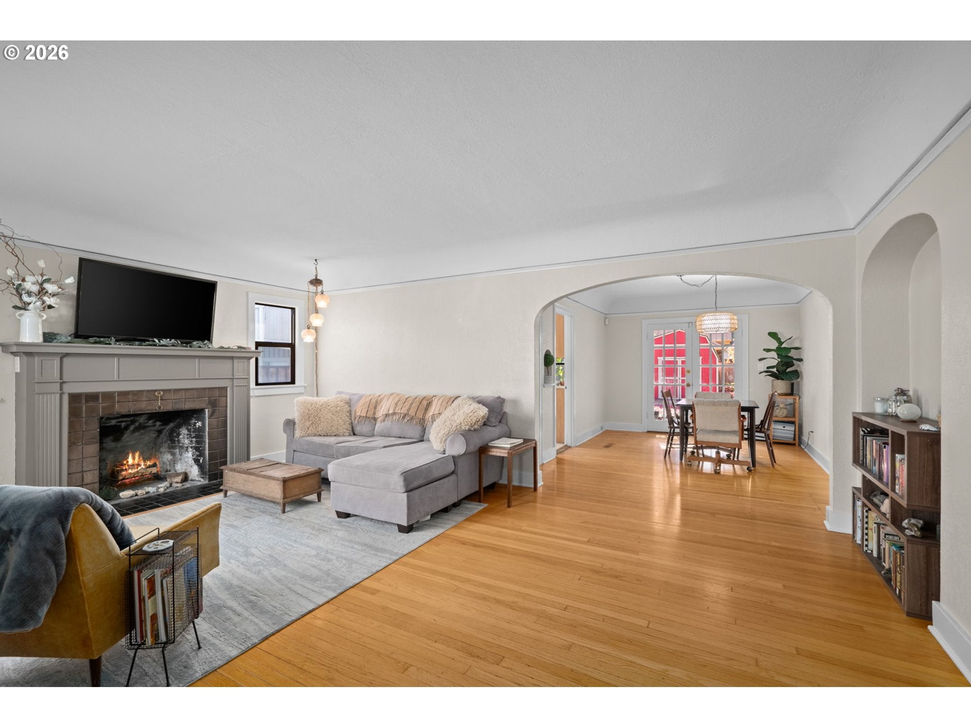 970 SHIPPING ST NE