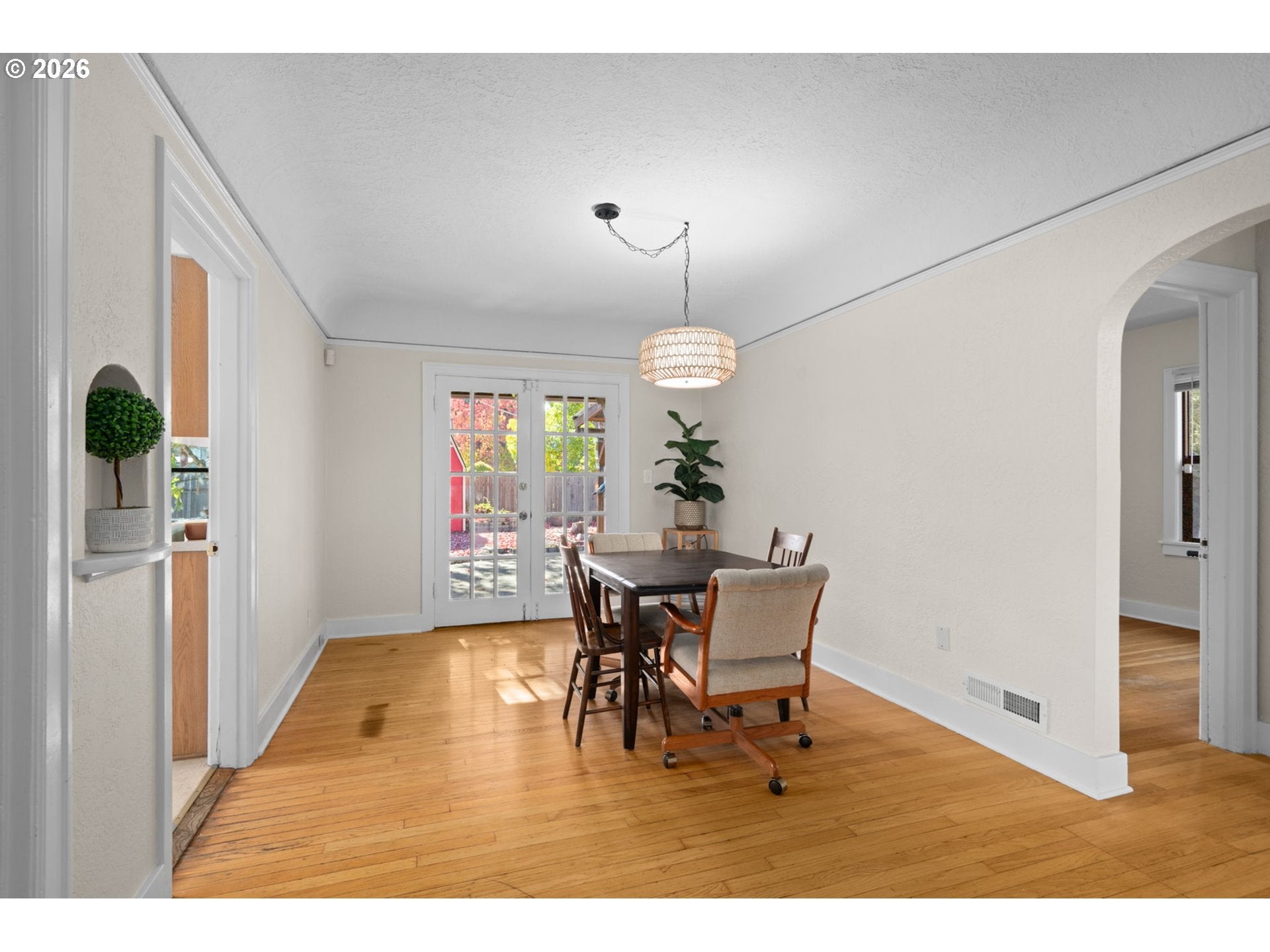 970 SHIPPING ST NE